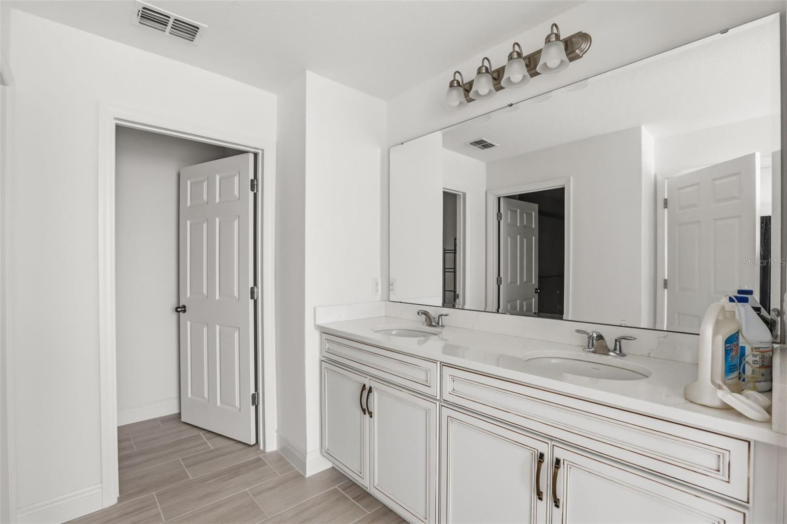 RIDGEVIEW PH 3 - Residential