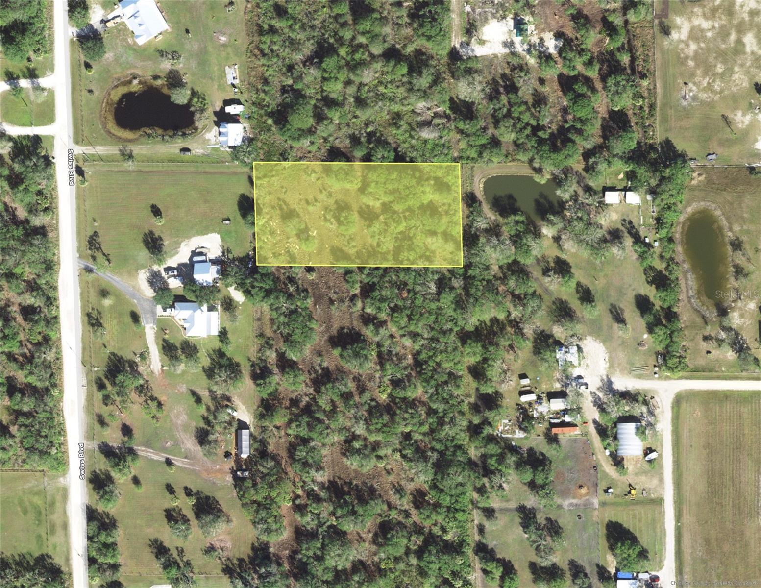 Located minutes from downtown Punta Gorda, restaurants, stores, marinas..... yet life here is "country living" at it's best!  Charlotte Ranchettes is a community of large tracts of land zoned agricultural  so that you can bring your horses, chickens, goats, sheep, plant a large garden or just enjoy the wide open spaces.  Also, close by is Babcock Cecil Webb Wildlife Preserve, with over 66,000 acres of hunting.  Don't miss out on your acreage to do what you want.  NO HOA, NO FLOOD ZONE & NOT IN SCRUB JAY HABITAT...according to Charlotte County website.