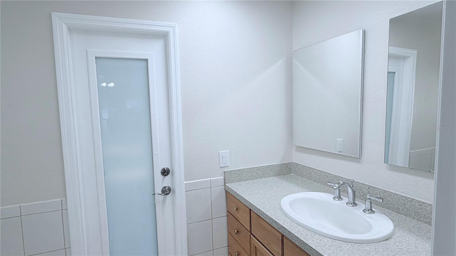 COUNTRYWAY PRCL B TR 5 - Residential Lease