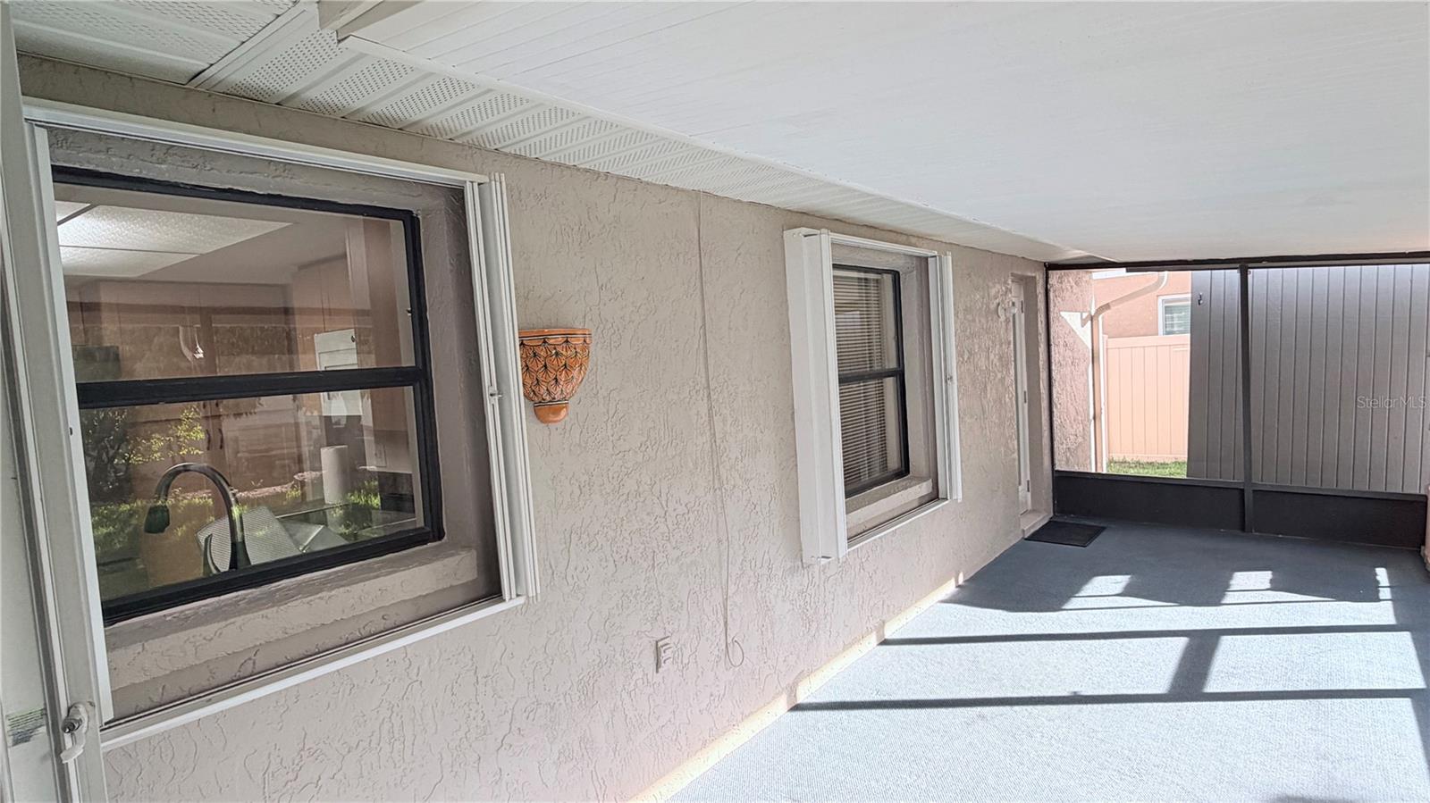 COUNTRYWAY PRCL B TR 5 - Residential Lease