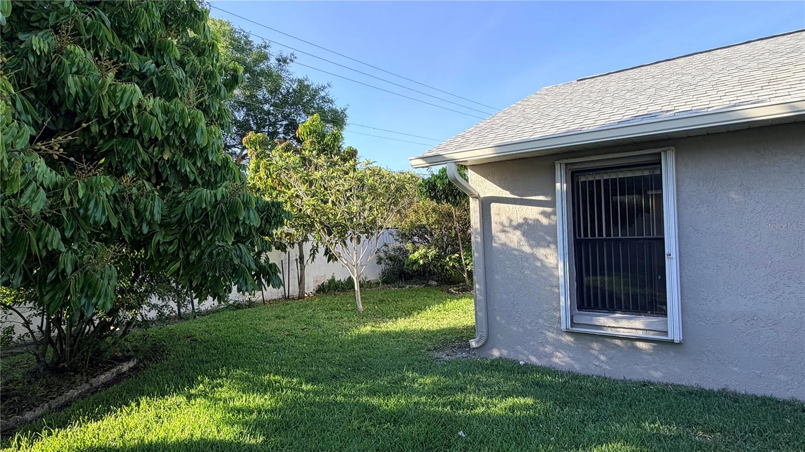 COUNTRYWAY PRCL B TR 5 - Residential Lease
