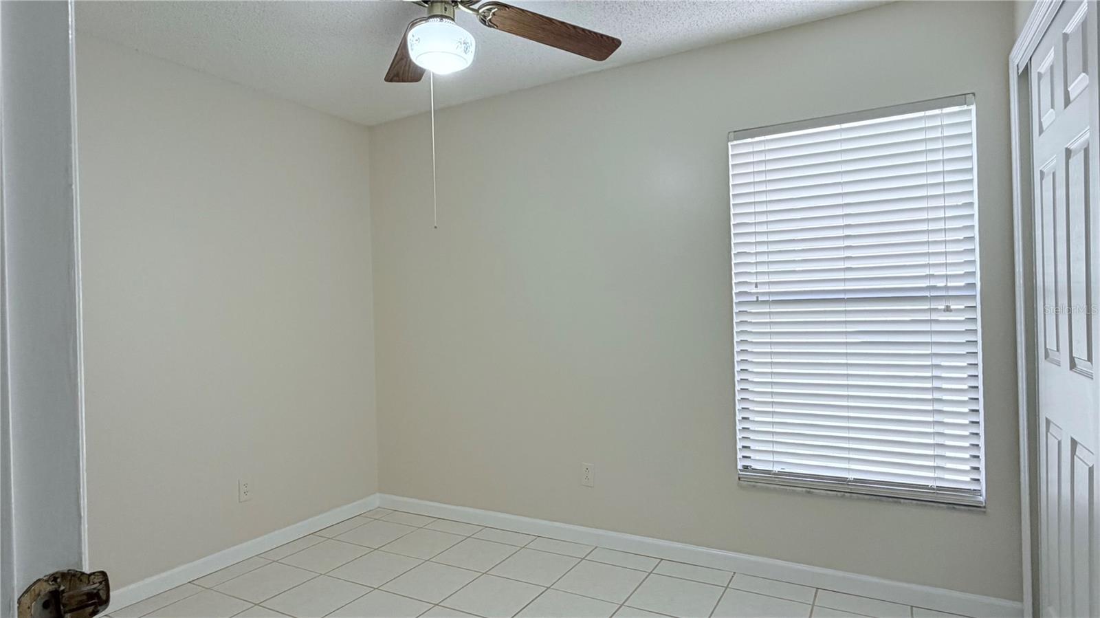 COUNTRYWAY PRCL B TR 5 - Residential Lease