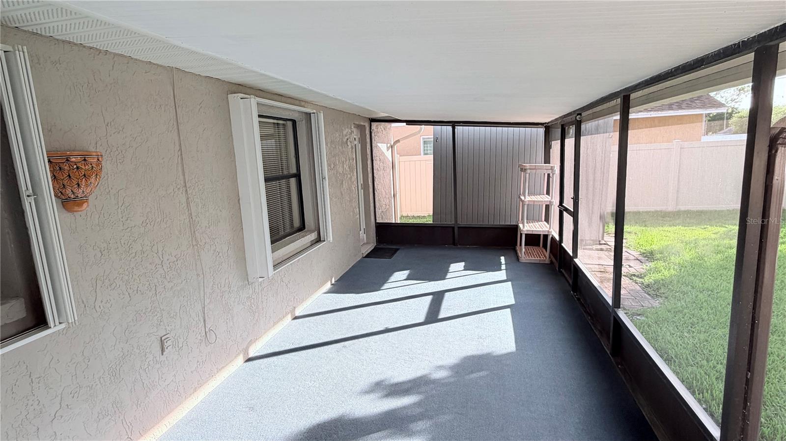 COUNTRYWAY PRCL B TR 5 - Residential Lease