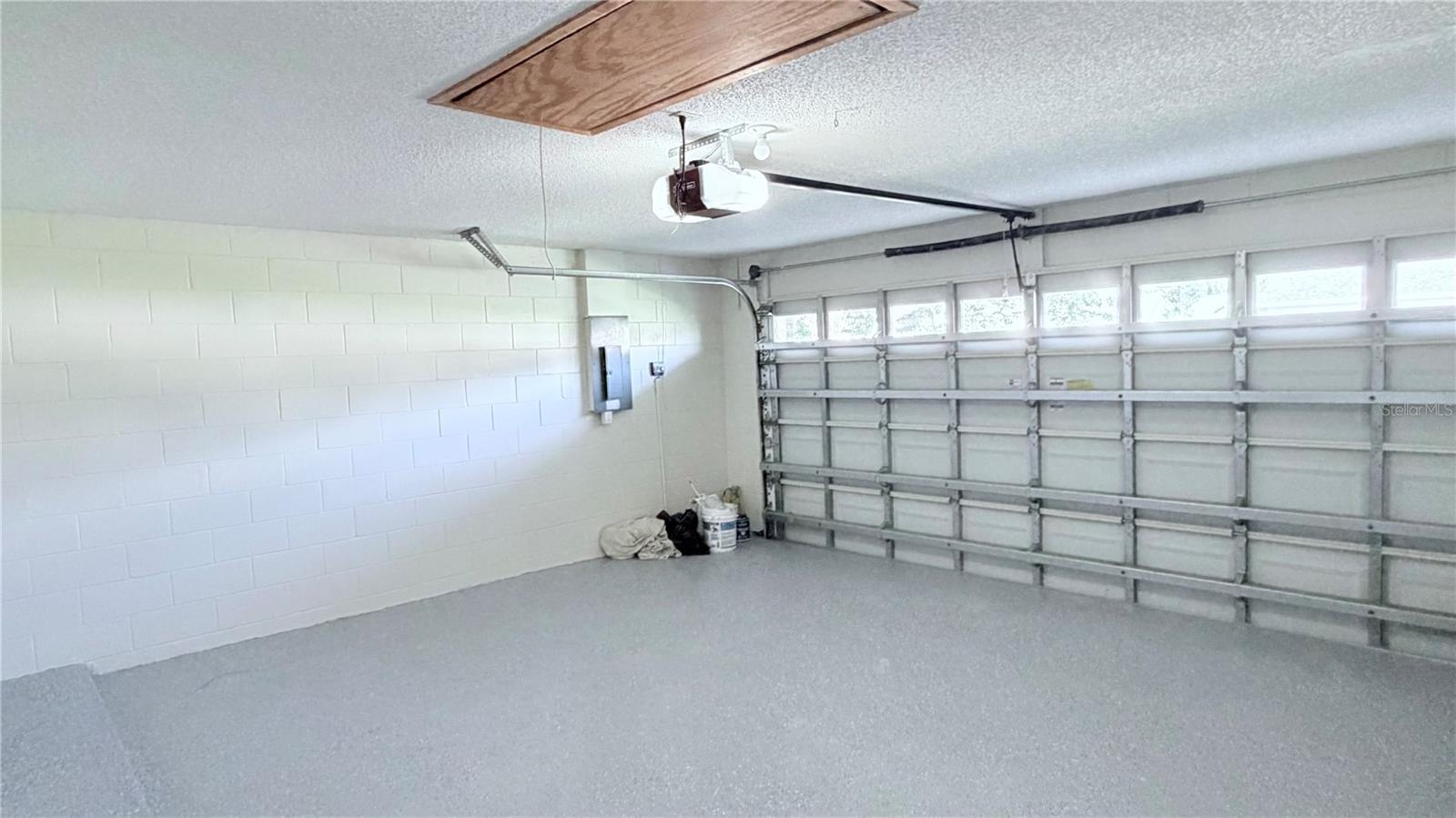 COUNTRYWAY PRCL B TR 5 - Residential Lease