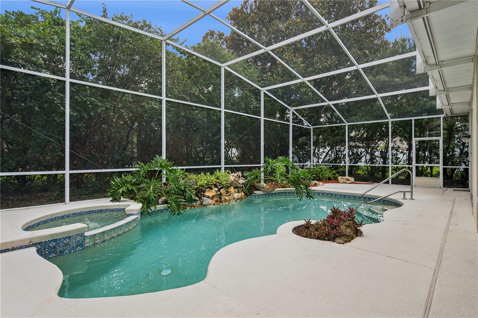 DIAMOND COVE - Residential