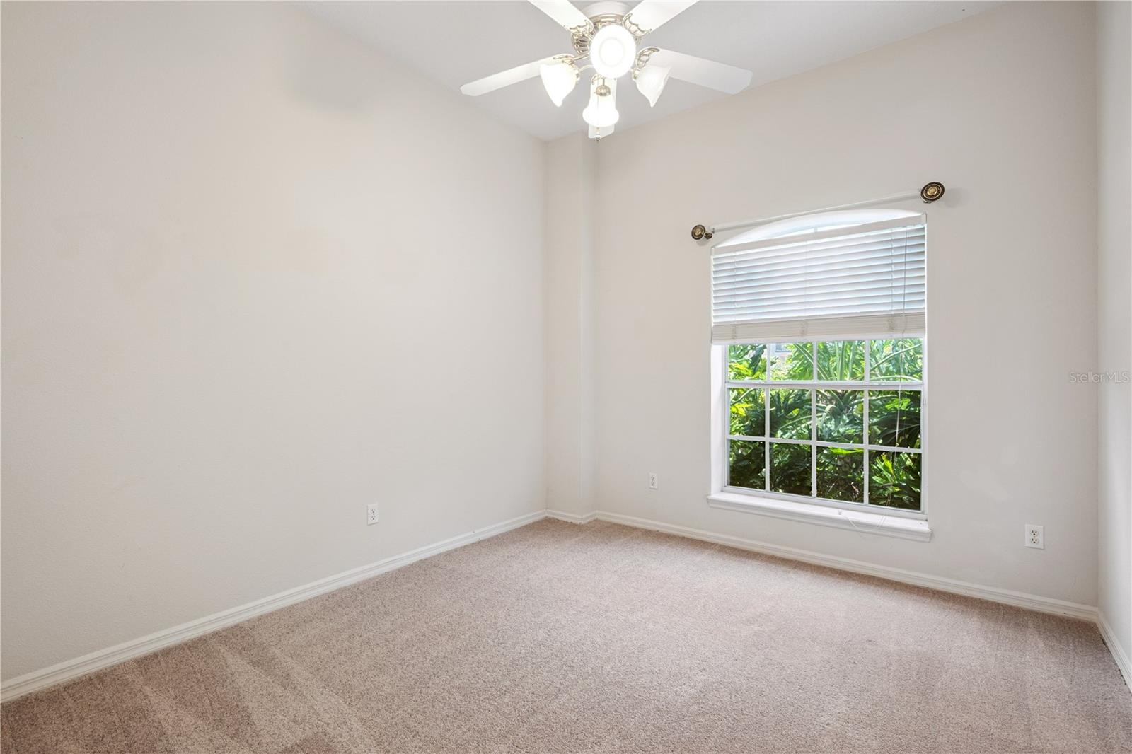 DIAMOND COVE - Residential