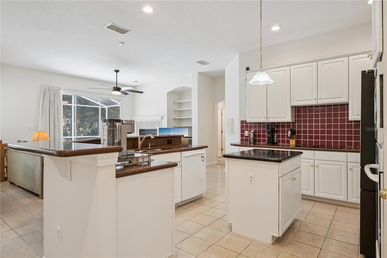 DIAMOND COVE - Residential