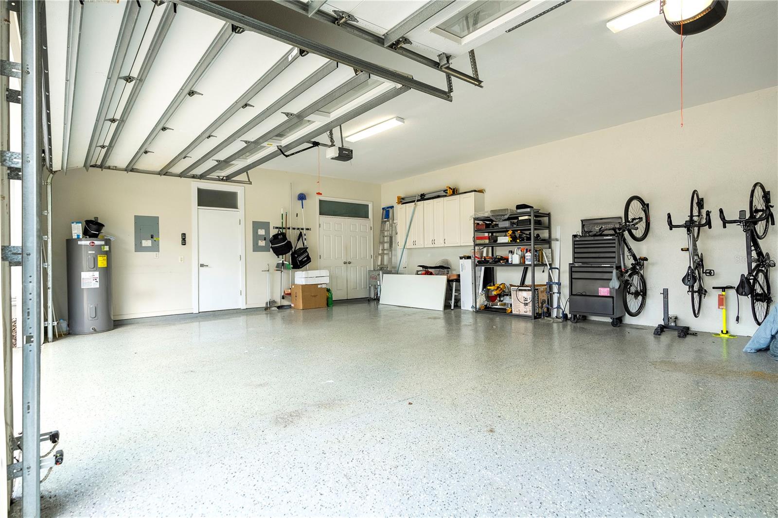 BRENTWOOD CLUB PH 1 - Residential