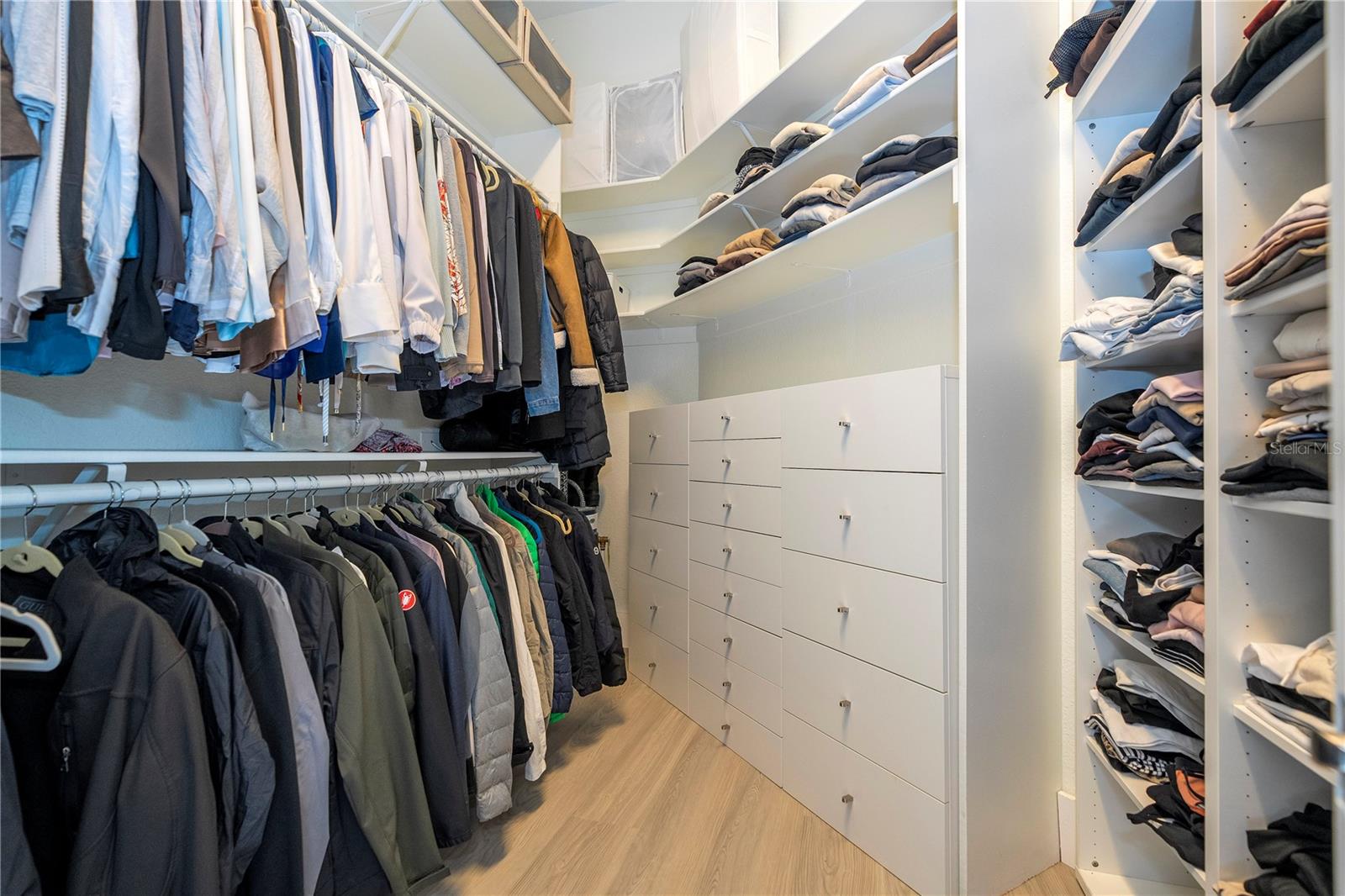 BRENTWOOD CLUB PH 1 - Residential