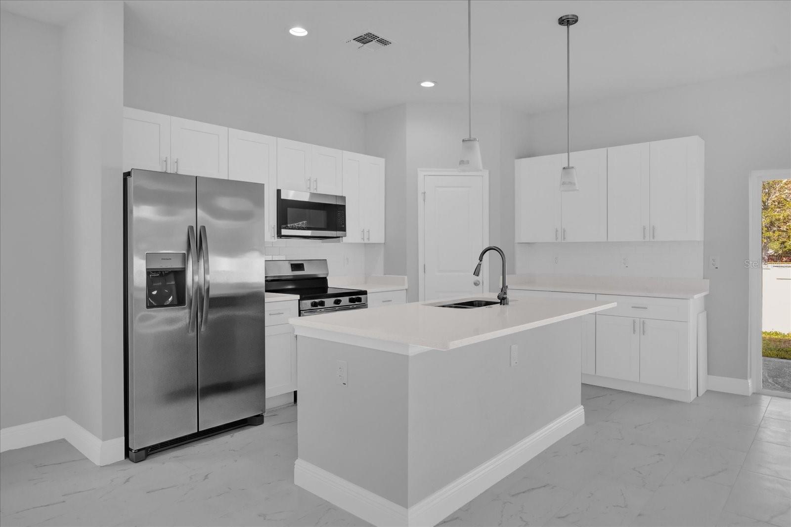 GREENVILLE COMMONS - Residential