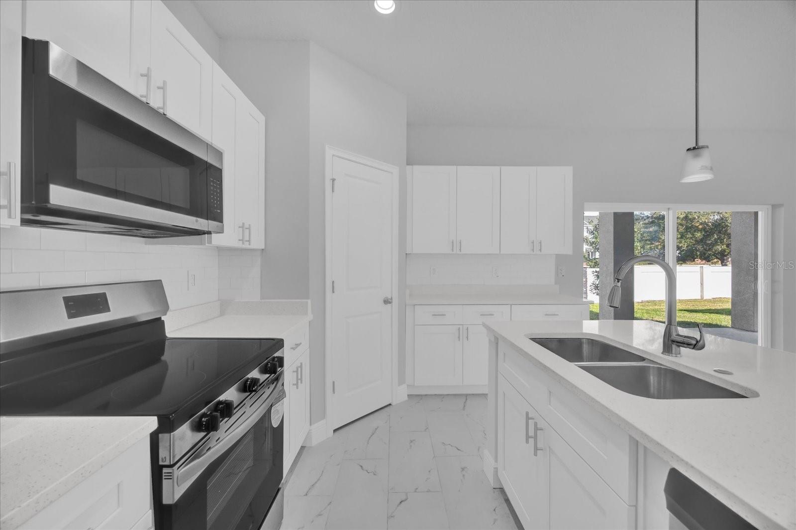GREENVILLE COMMONS - Residential