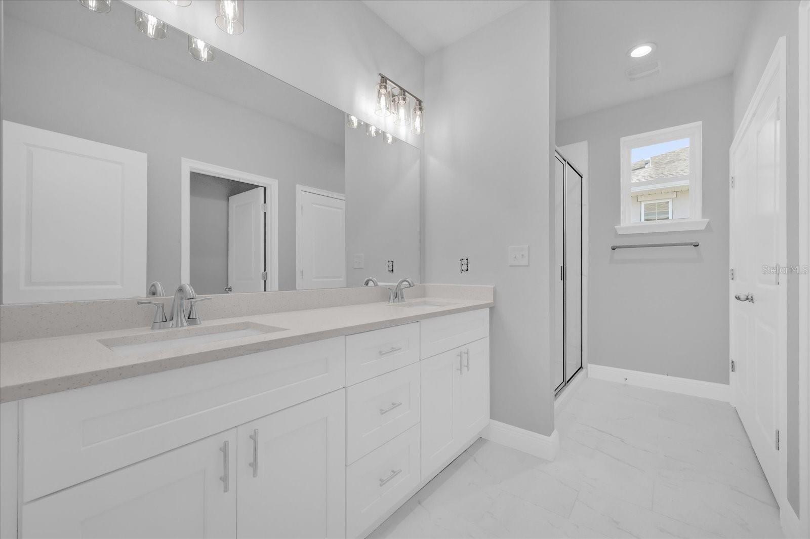 GREENVILLE COMMONS - Residential