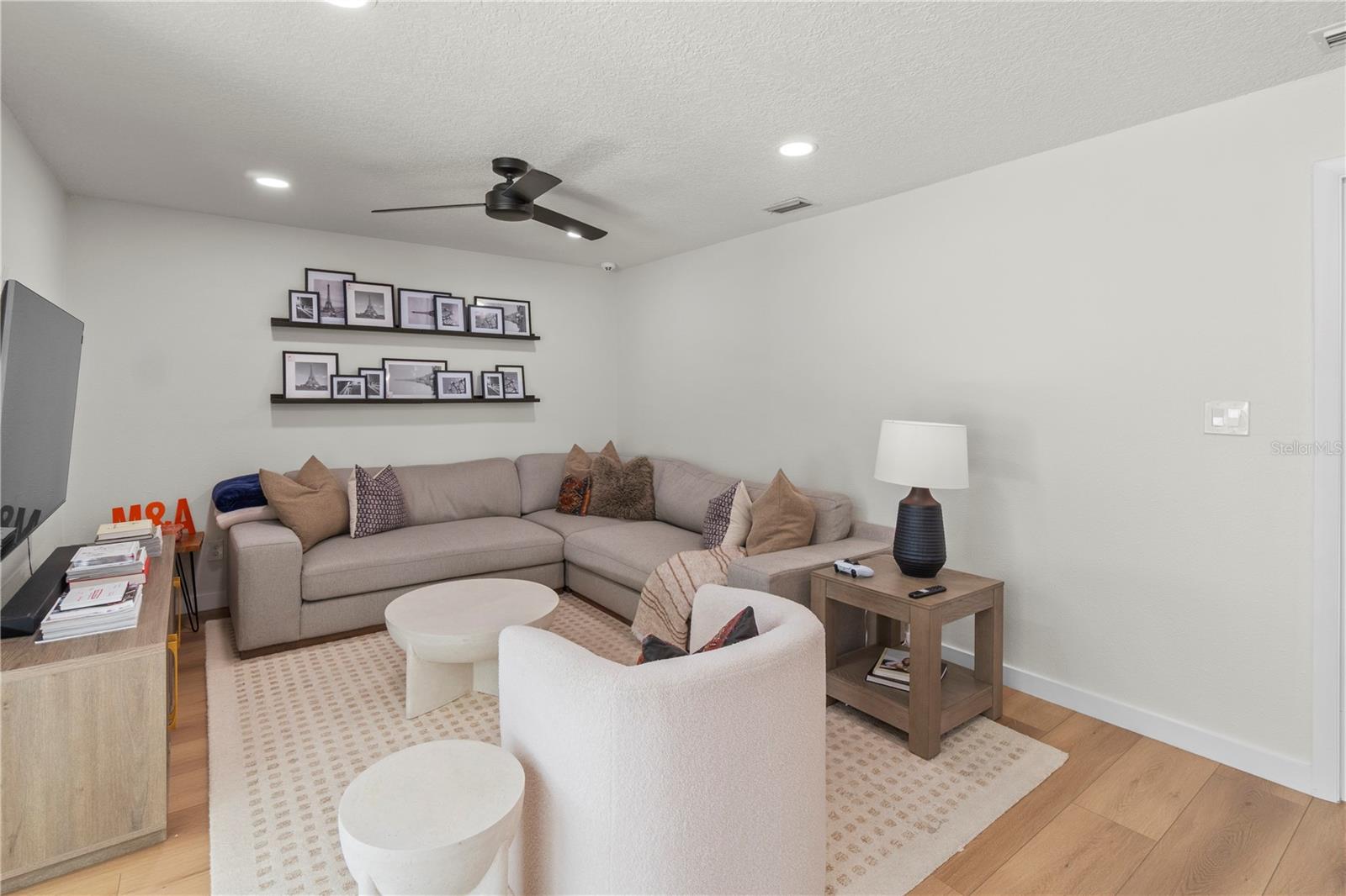 DOVER ESTATES THIRD ADD - Residential