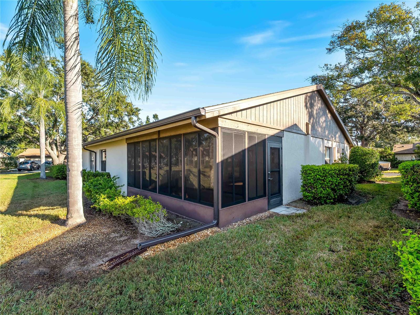 VILLAGE OAKS SEC B - Residential