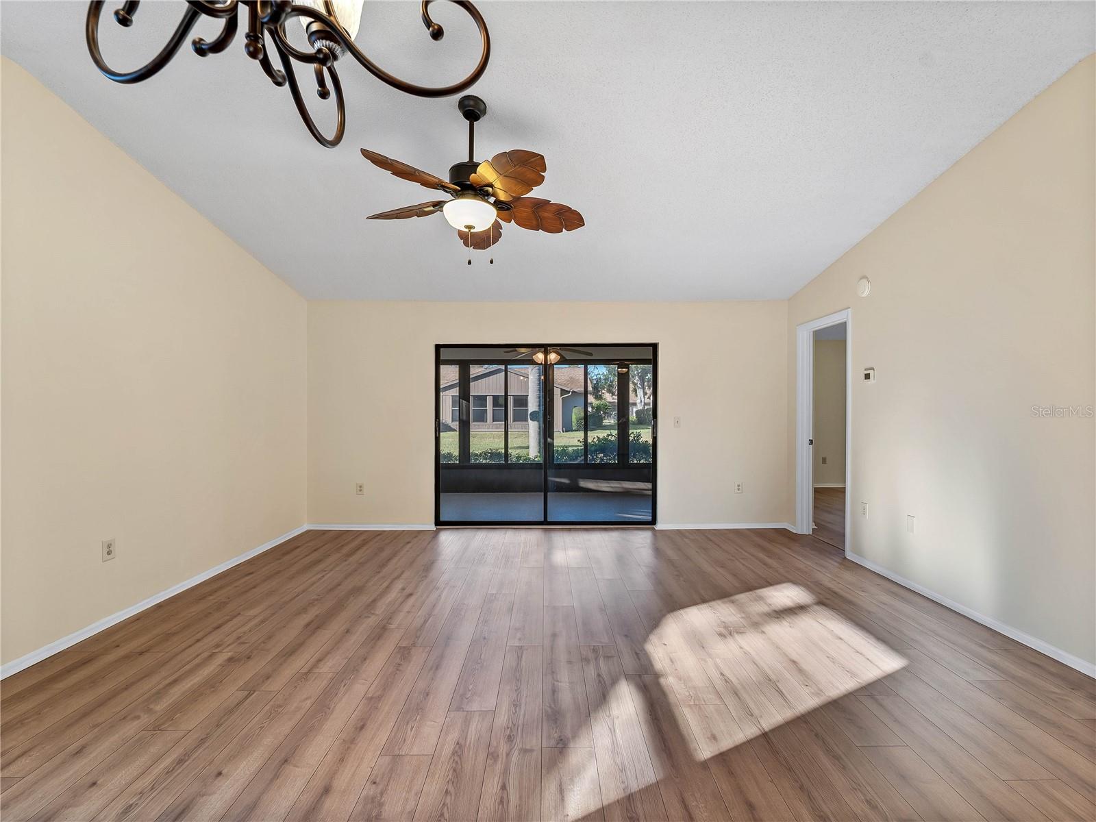 VILLAGE OAKS SEC B - Residential