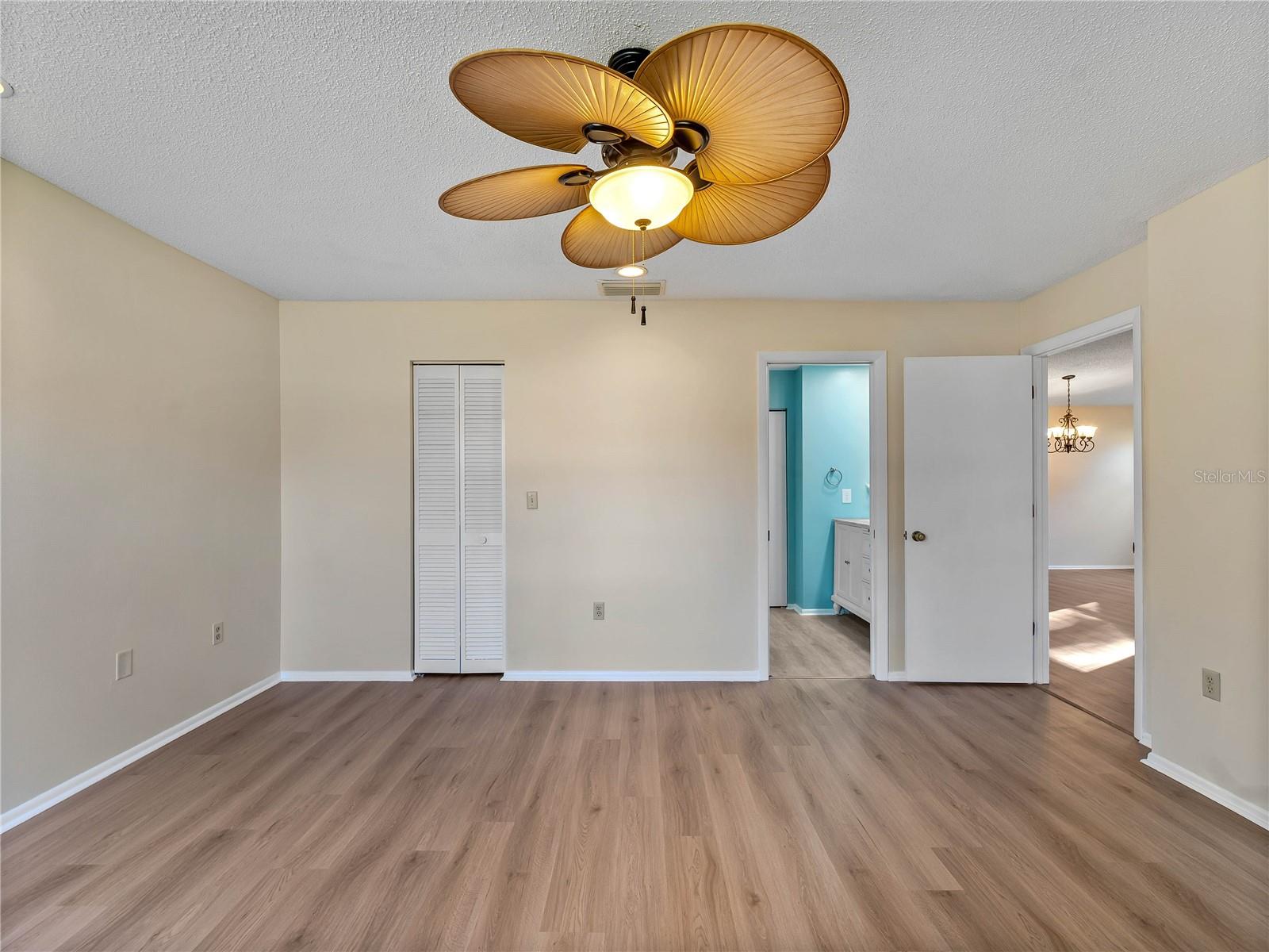 VILLAGE OAKS SEC B - Residential