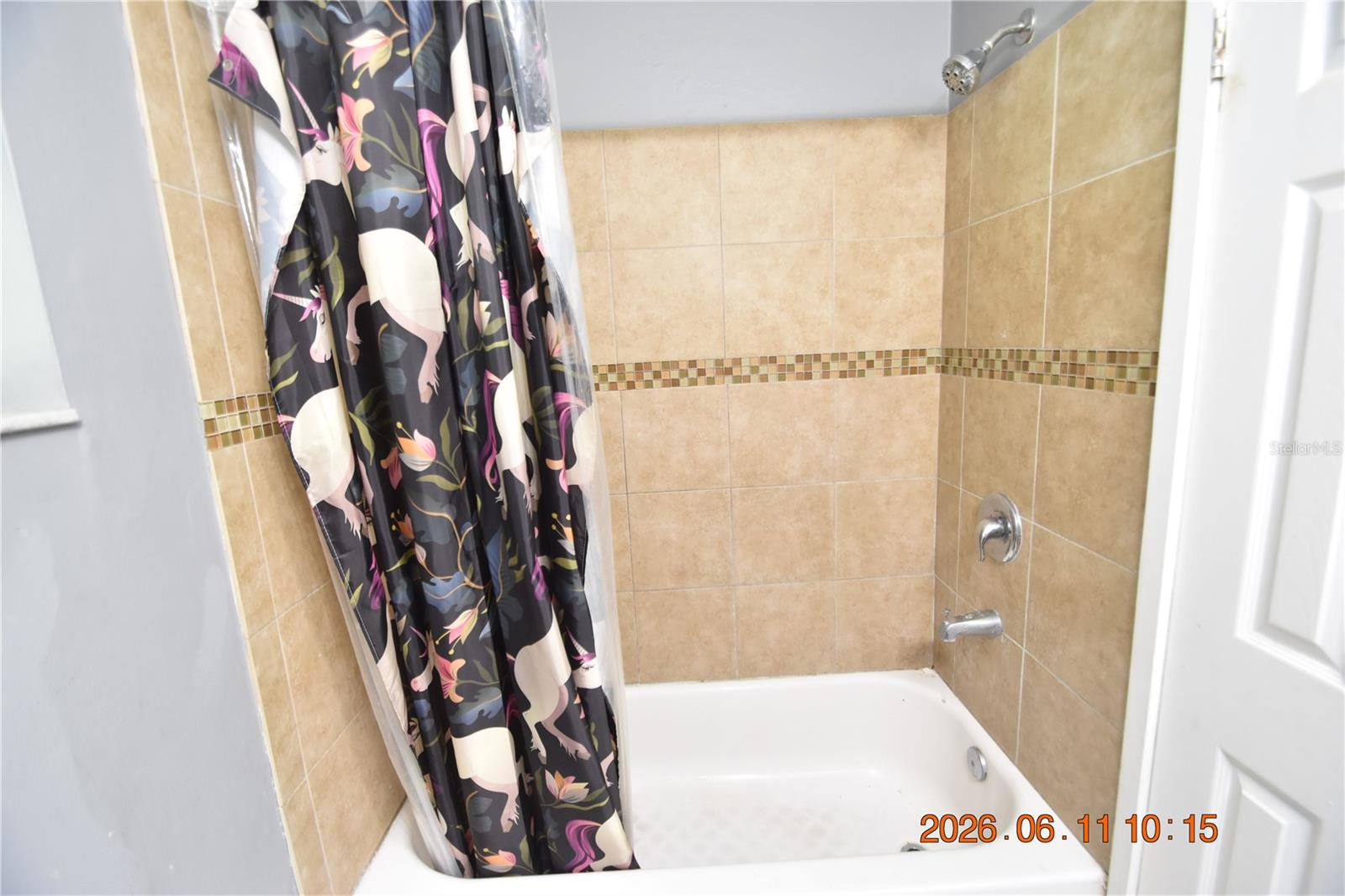 TILSEN MANOR BLKS 2 3 4 5 6 8 - Residential Lease