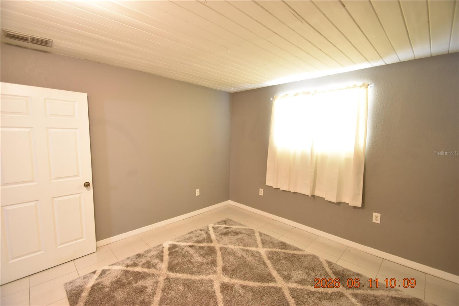 TILSEN MANOR BLKS 2 3 4 5 6 8 - Residential Lease