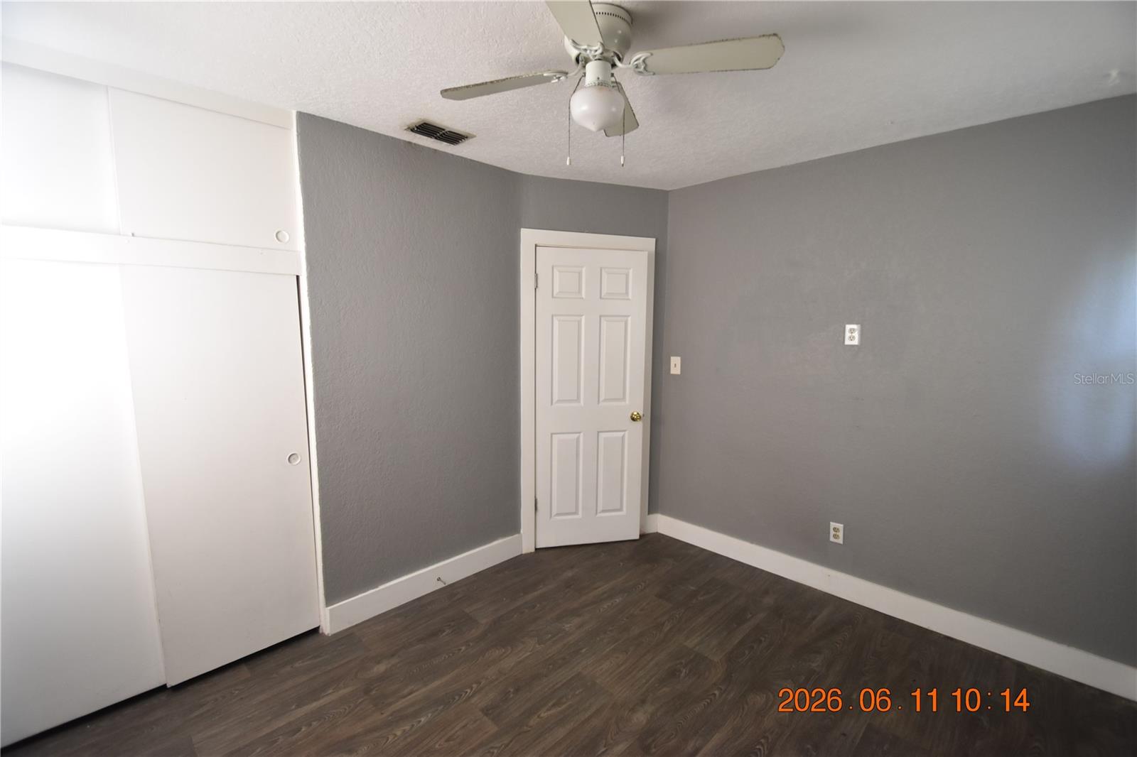 TILSEN MANOR BLKS 2 3 4 5 6 8 - Residential Lease