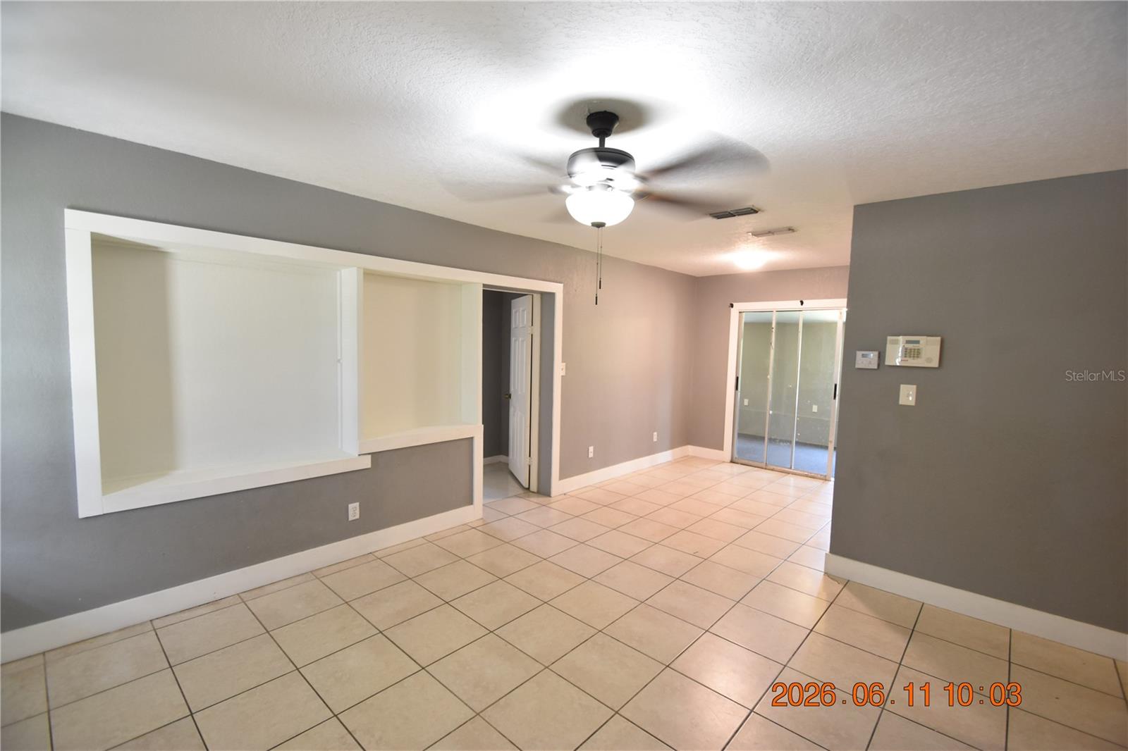 TILSEN MANOR BLKS 2 3 4 5 6 8 - Residential Lease