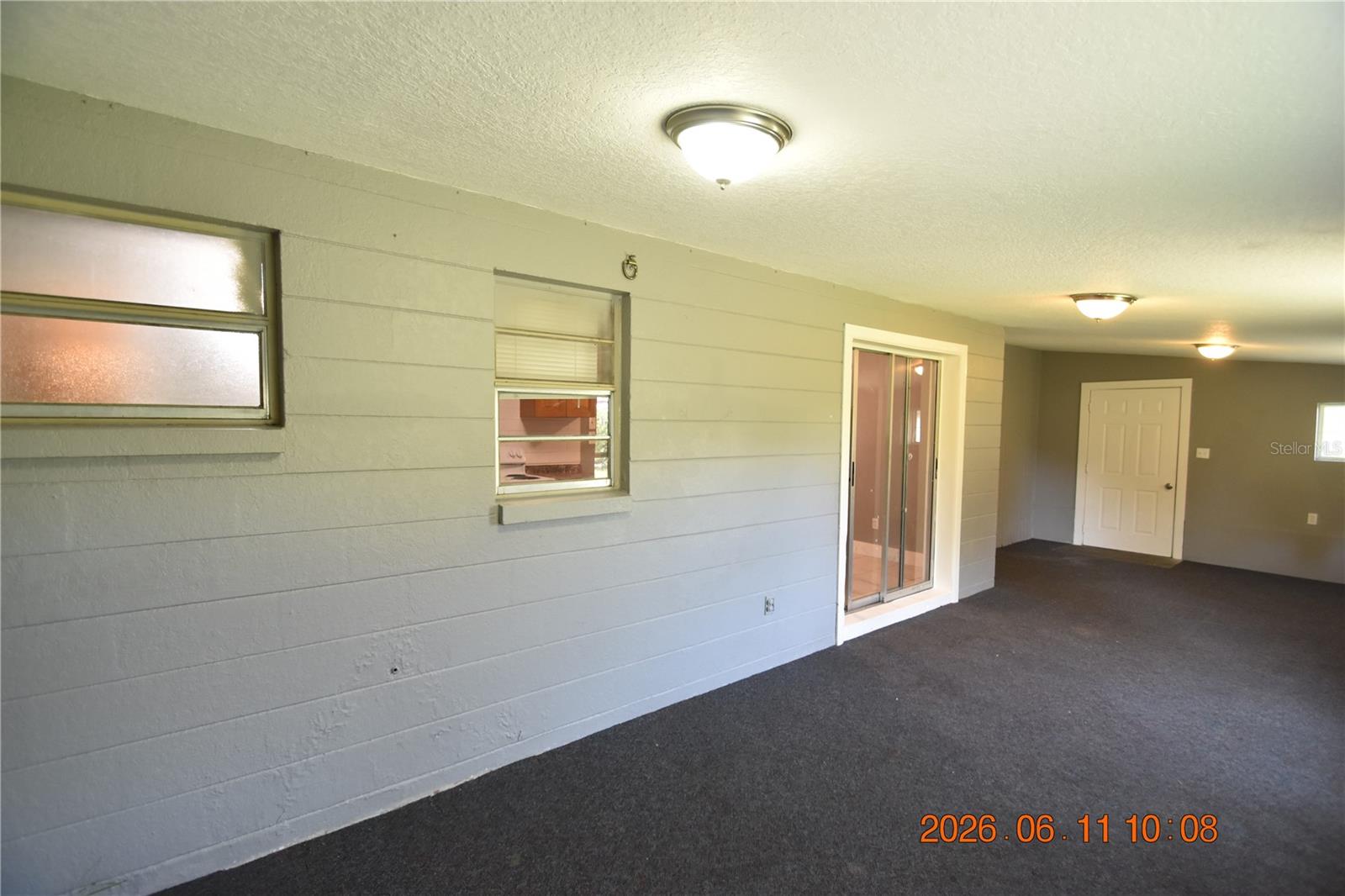 TILSEN MANOR BLKS 2 3 4 5 6 8 - Residential Lease
