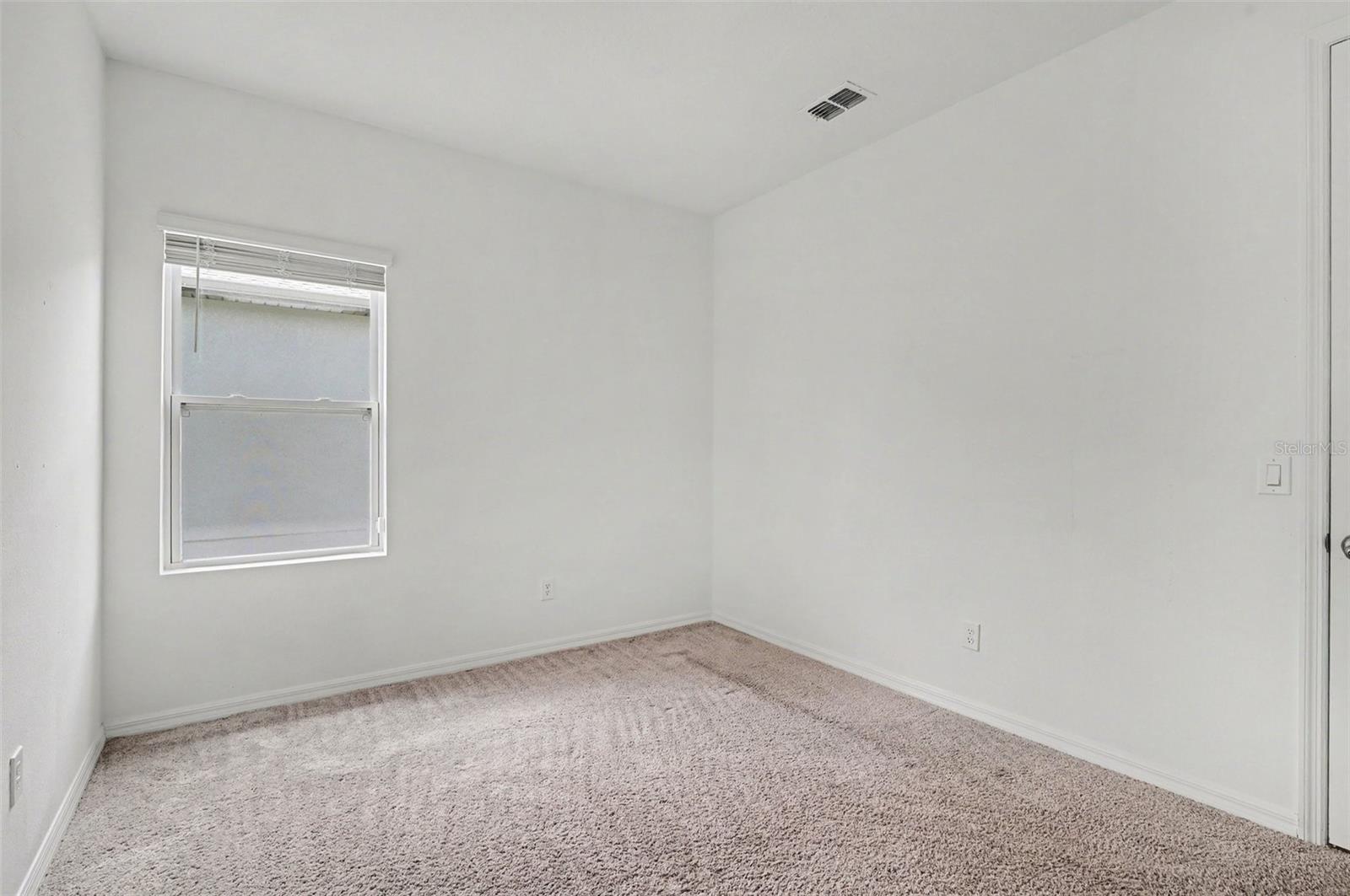 HAMPTON OAKS - Residential