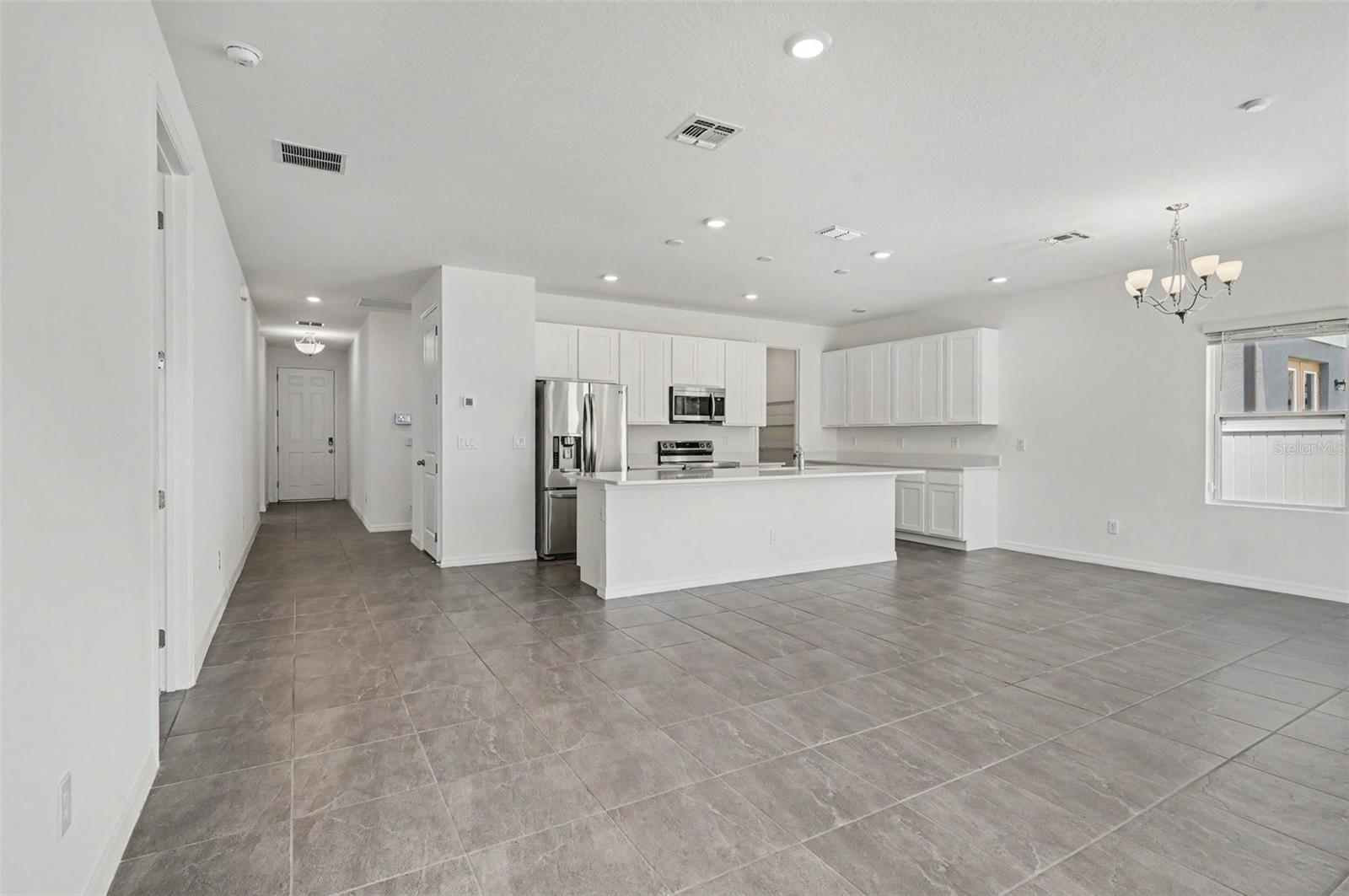 HAMPTON OAKS - Residential