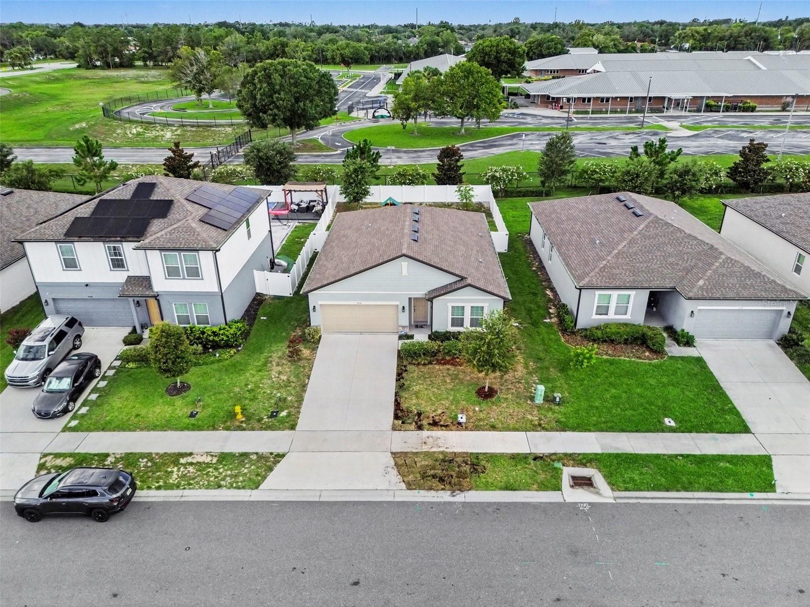 HAMPTON OAKS - Residential
