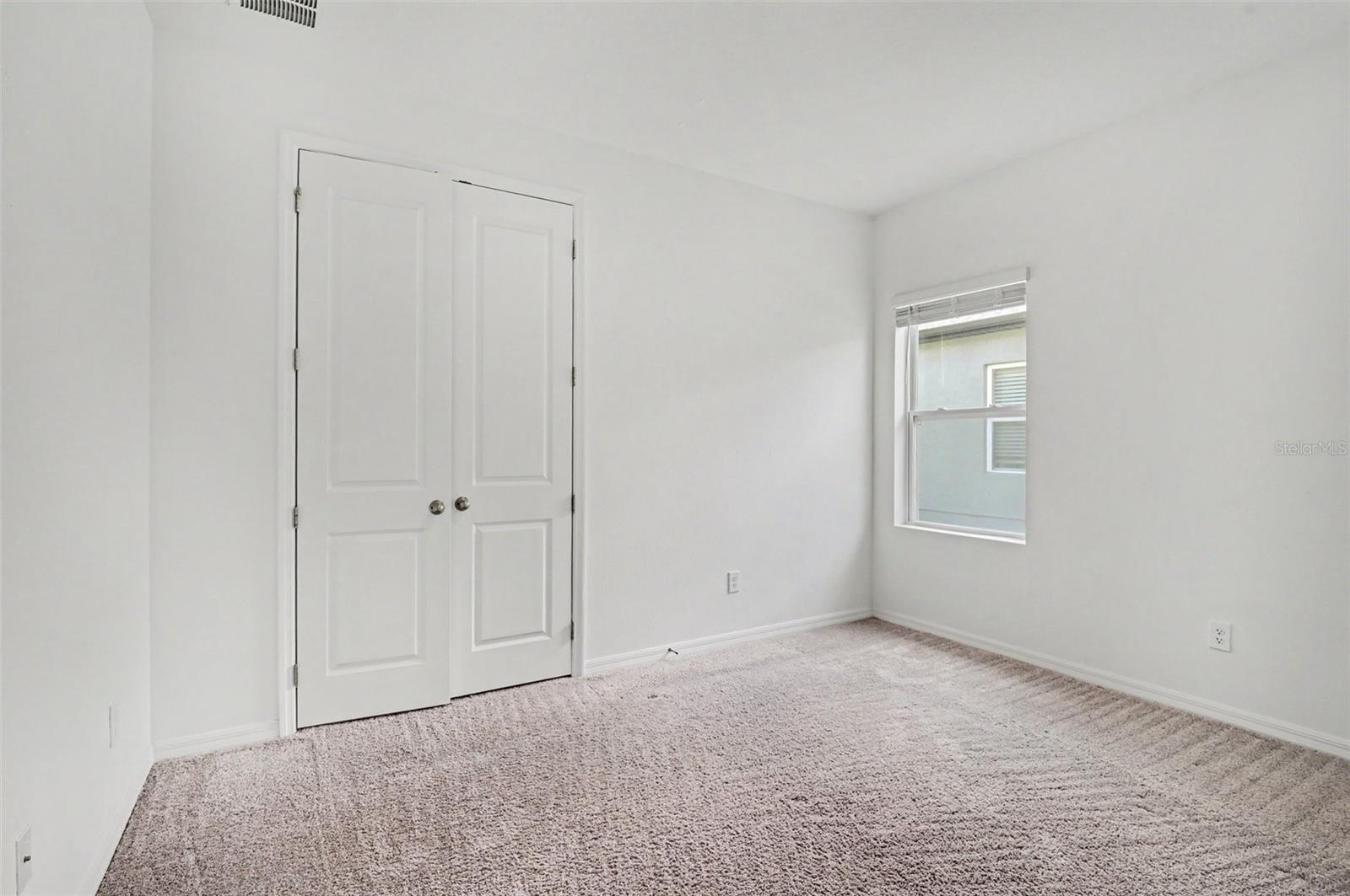 HAMPTON OAKS - Residential