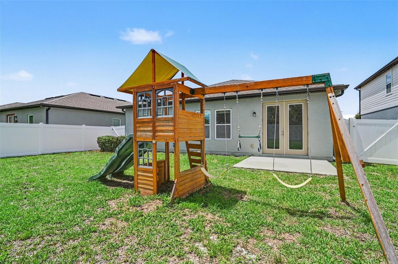 HAMPTON OAKS - Residential