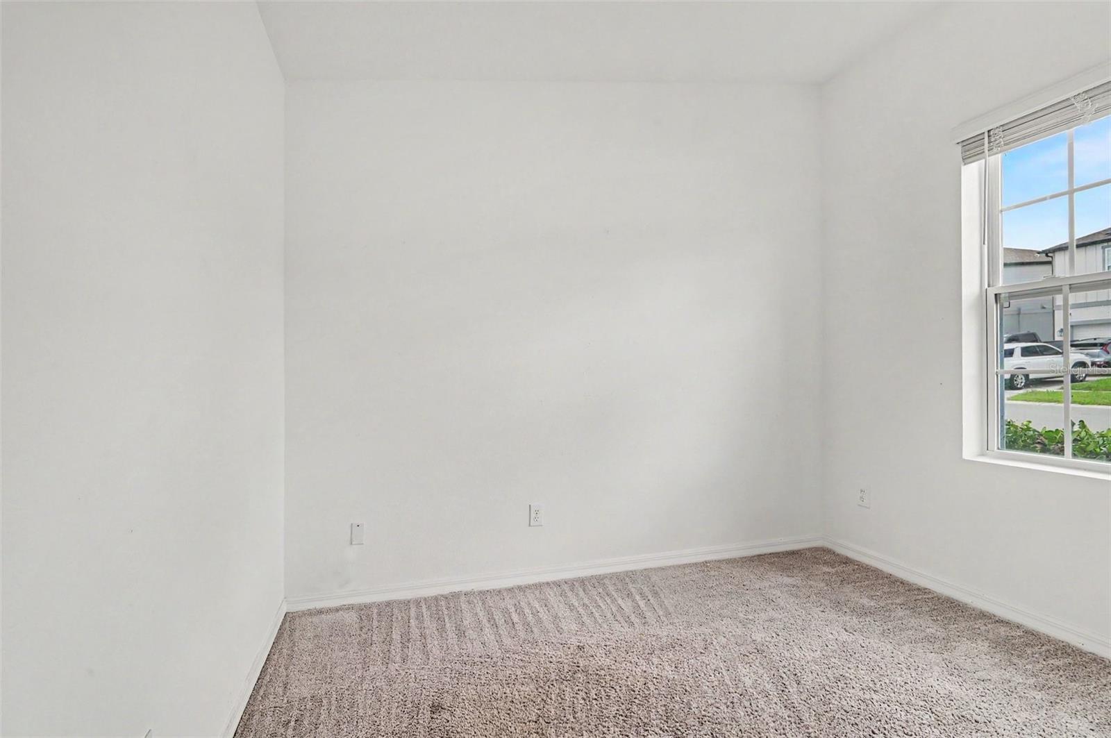 HAMPTON OAKS - Residential