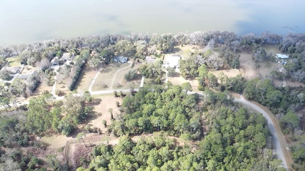 LAKE LOCHLOOSE SHORES - Land