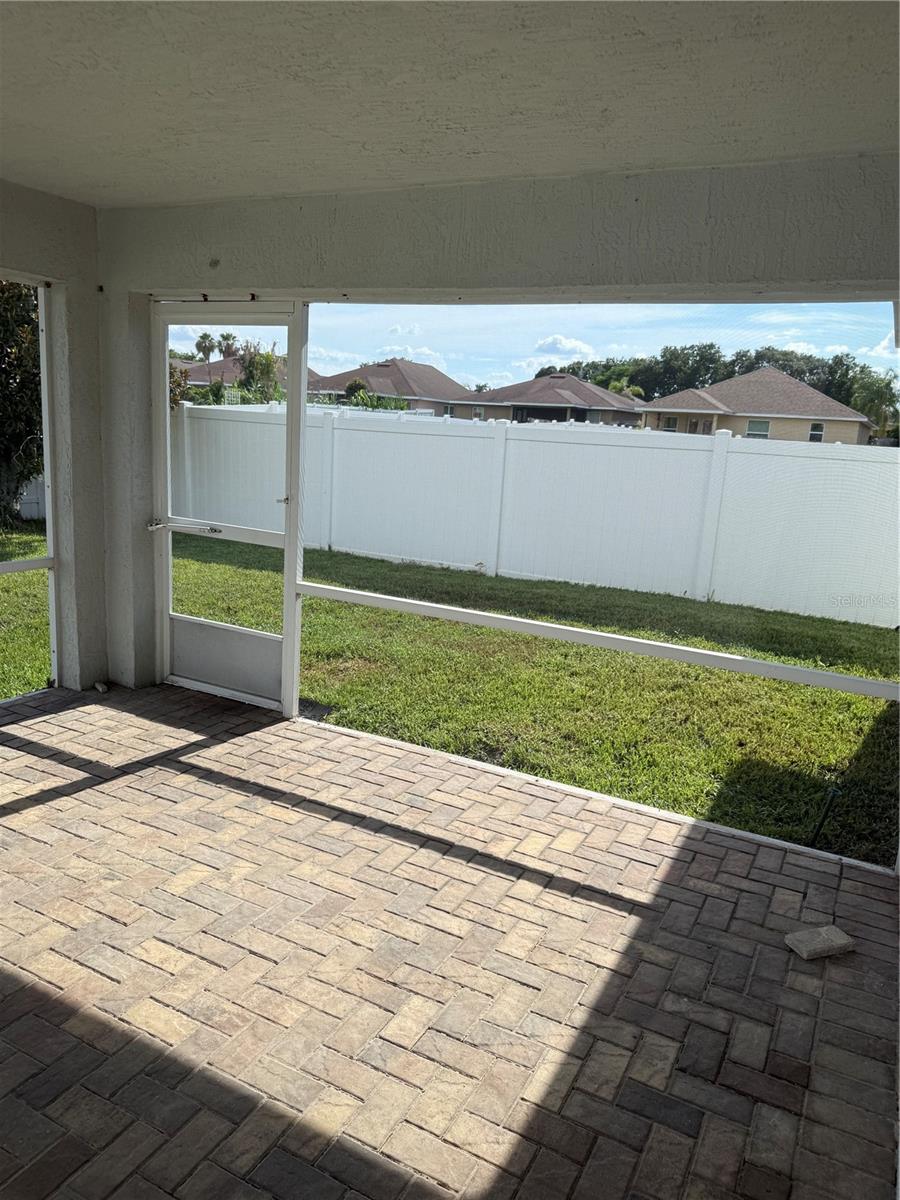 ISLAND LAKES - Residential