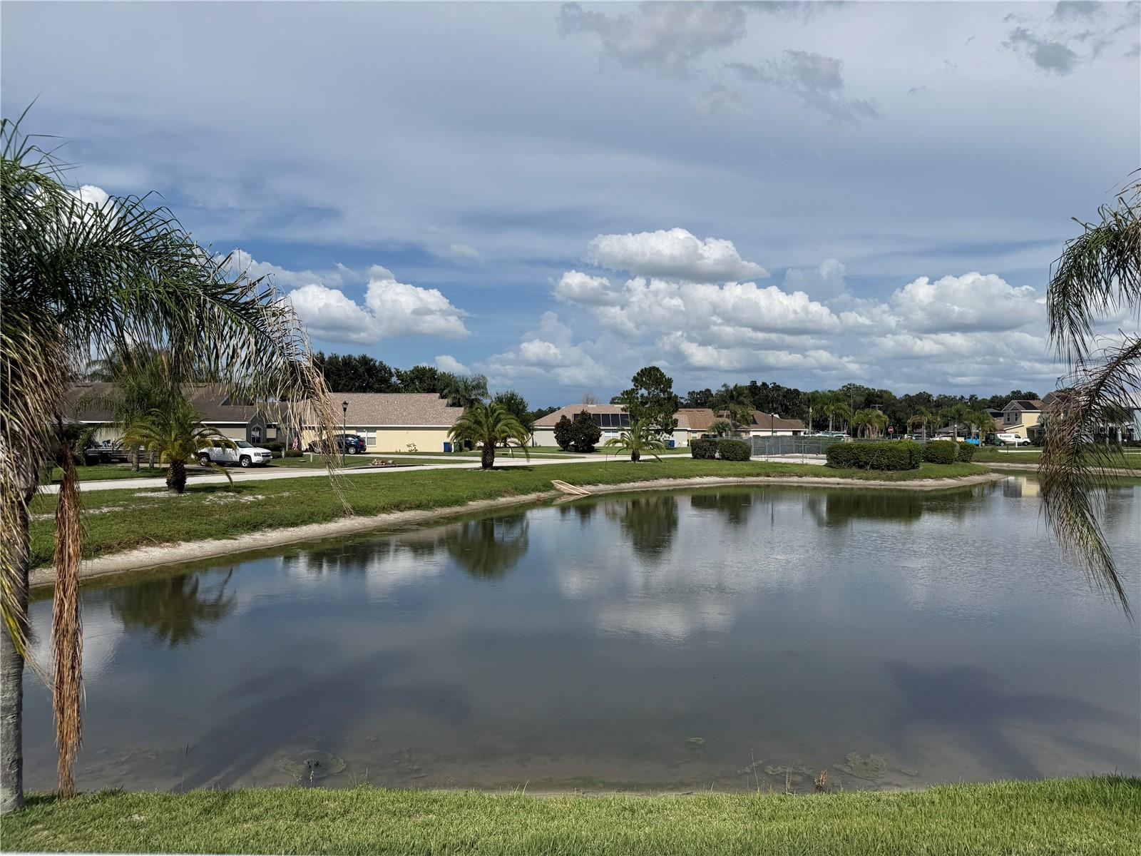 ISLAND LAKES - Residential