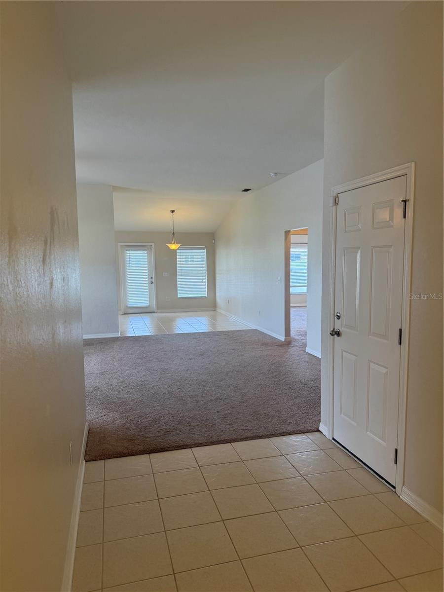 ISLAND LAKES - Residential