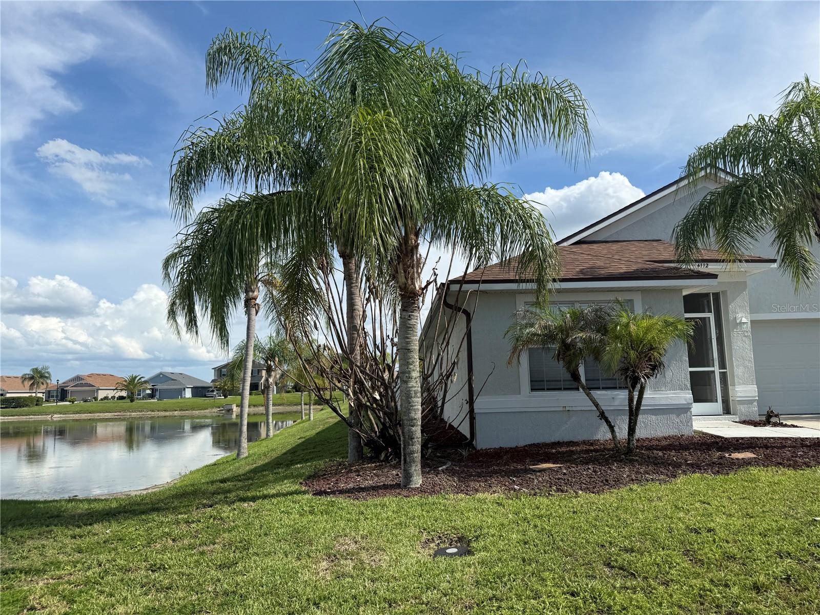 ISLAND LAKES - Residential