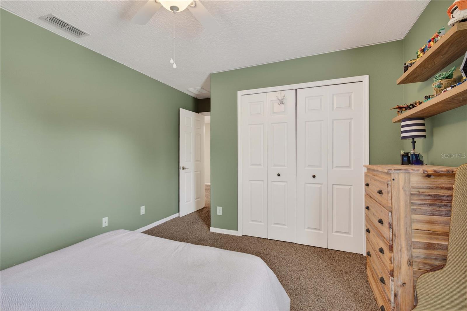 BLUE LAKE ESTATES - Residential