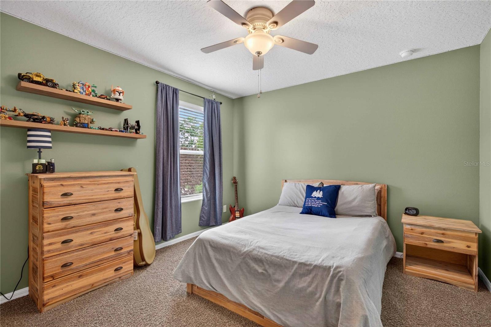 BLUE LAKE ESTATES - Residential
