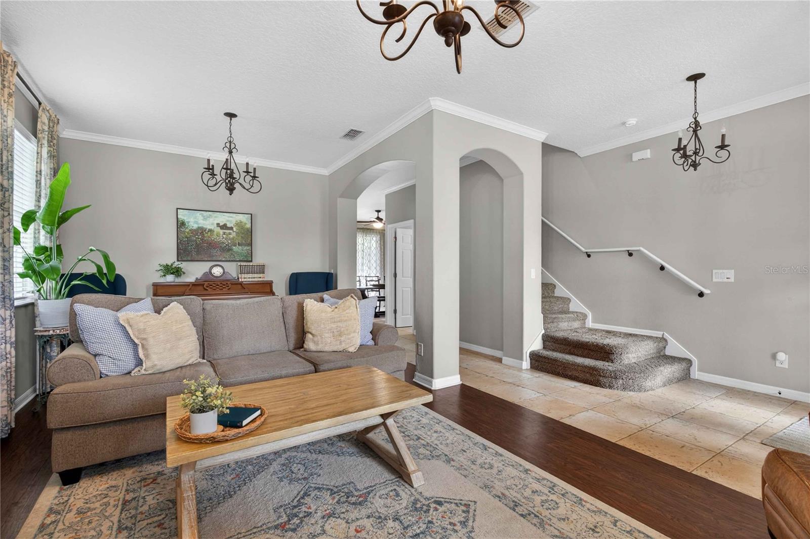 BLUE LAKE ESTATES - Residential