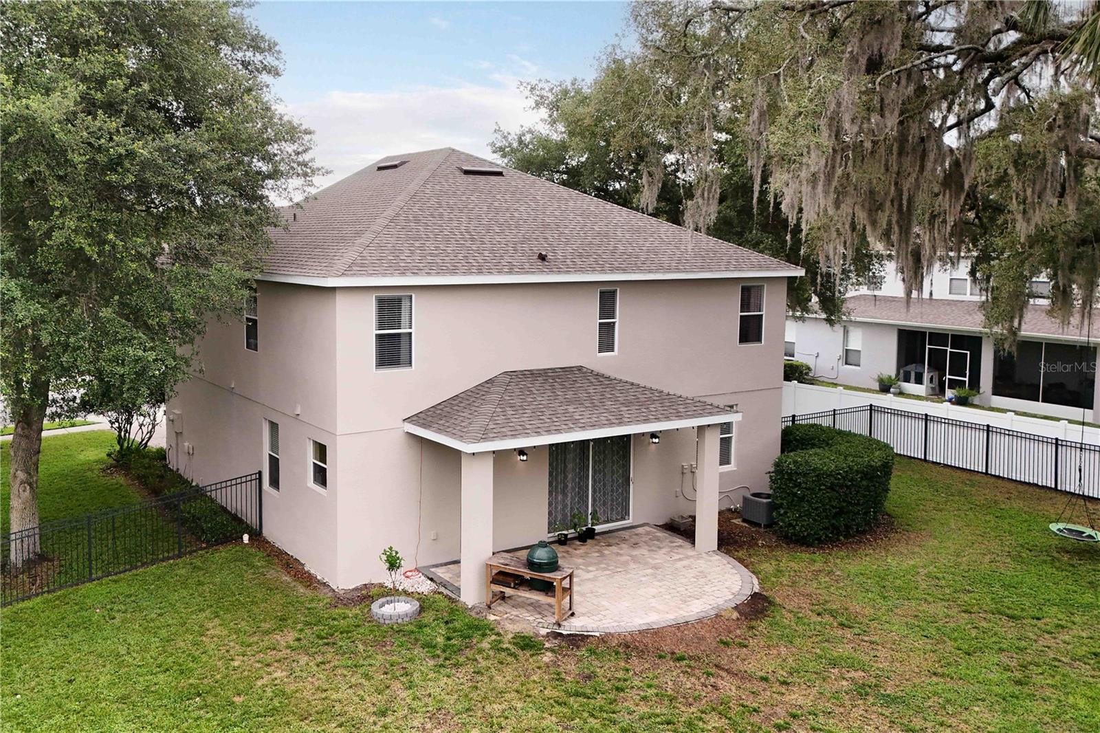 BLUE LAKE ESTATES - Residential