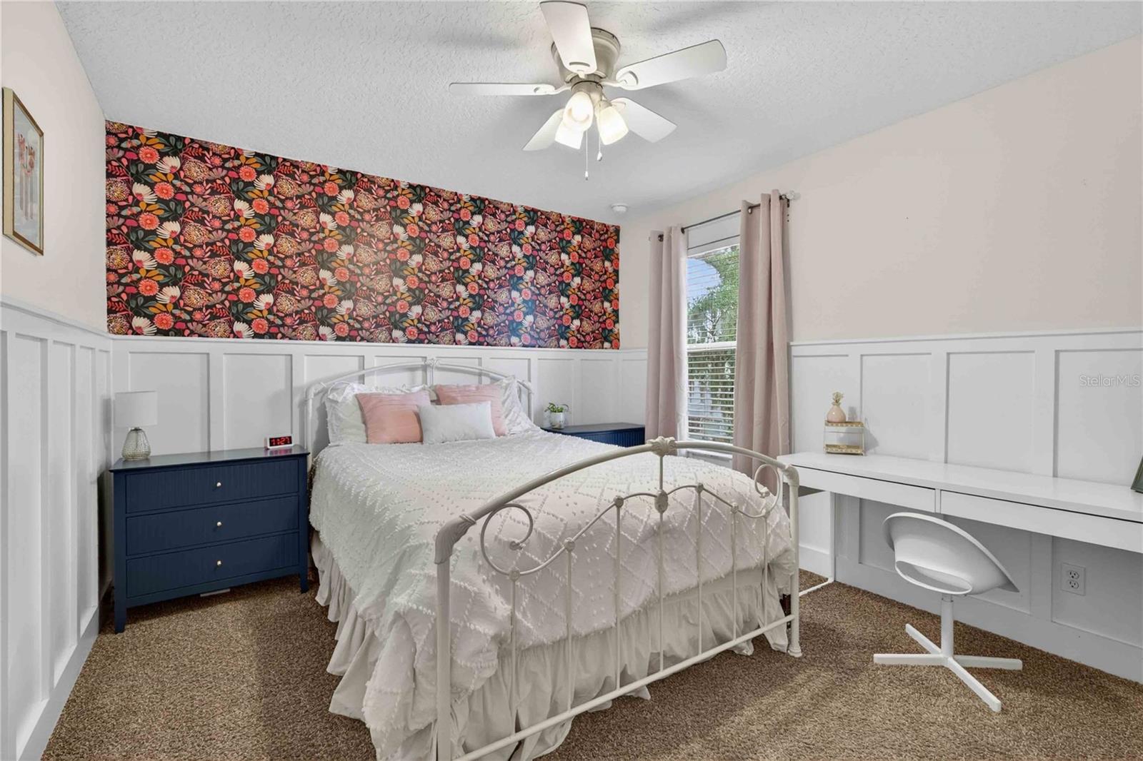 BLUE LAKE ESTATES - Residential