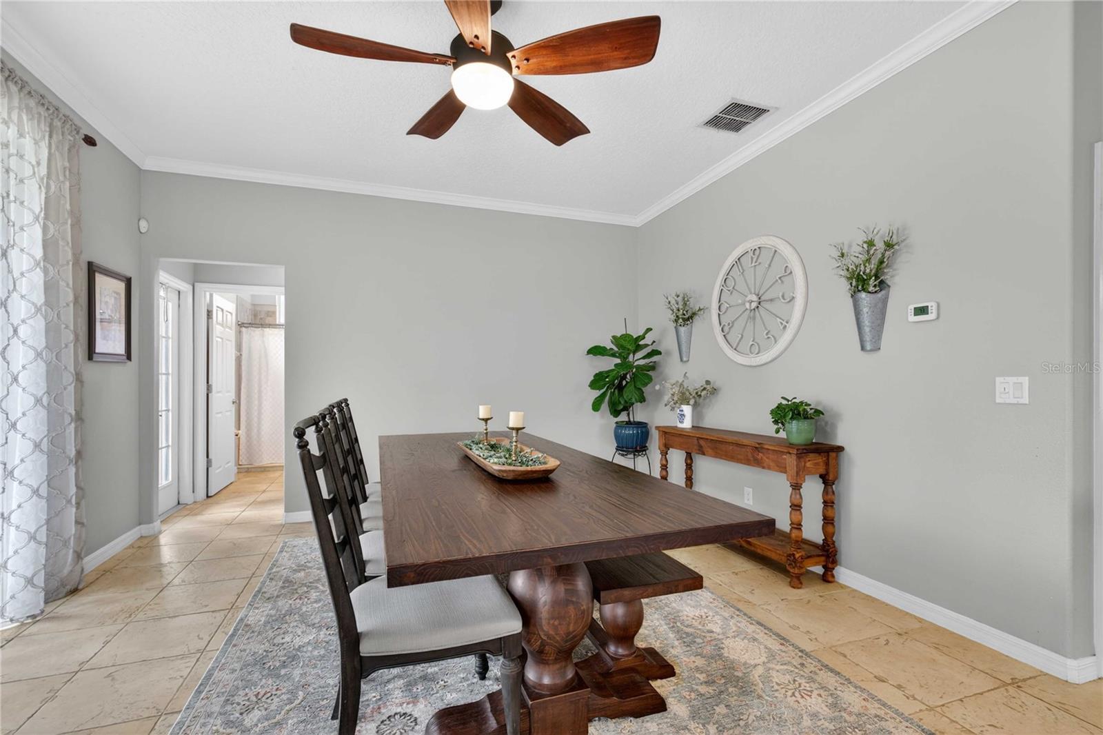 BLUE LAKE ESTATES - Residential