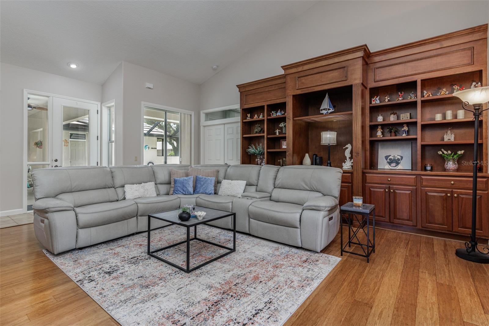 BLACK DIAMOND RANCH - Residential