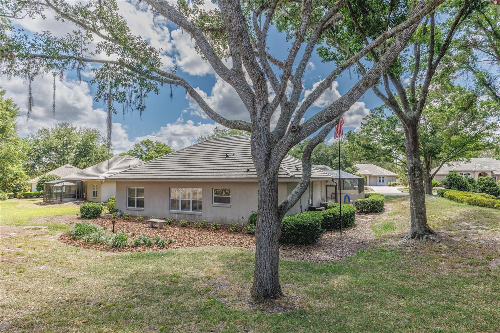 BLACK DIAMOND RANCH - Residential