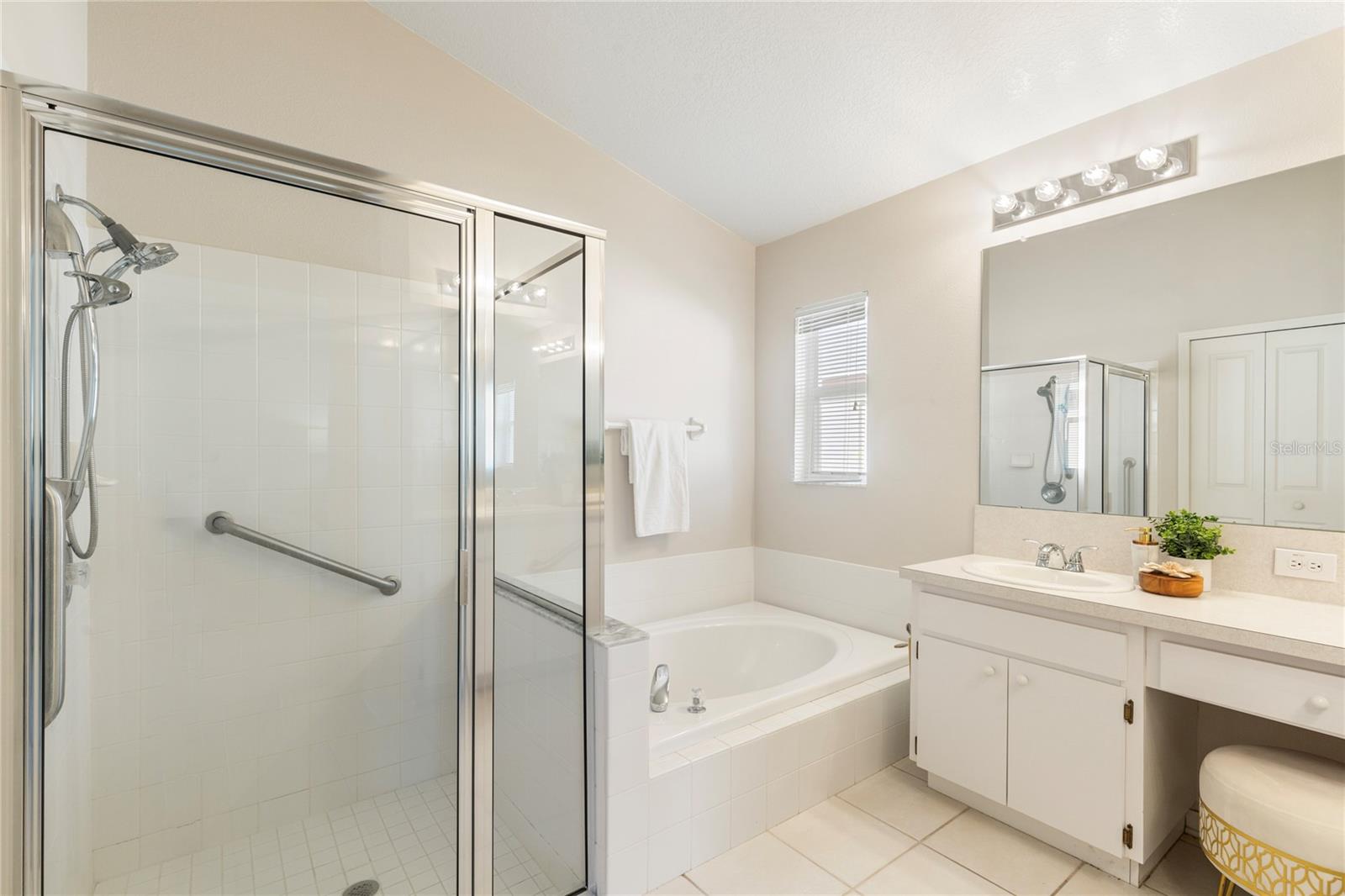 MEADOW POINTE PRCL 17 - Residential