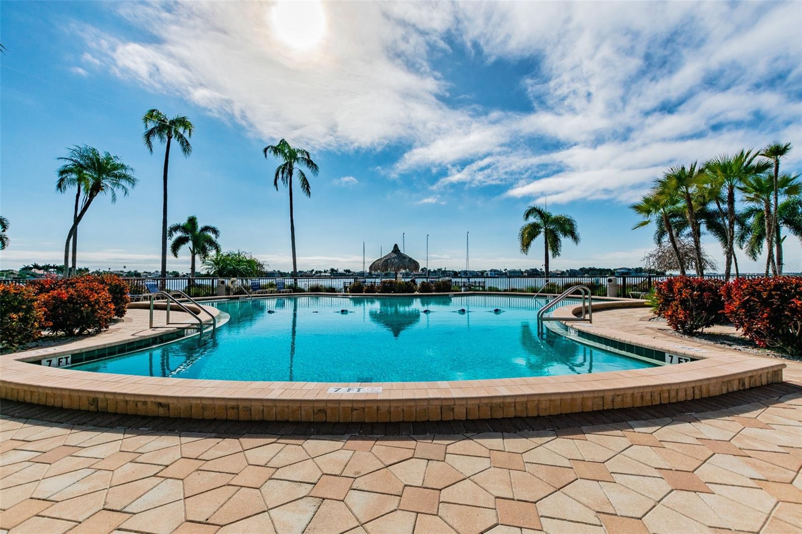 BAYWAY ISLES POINT BRITTANY THREE - Residential