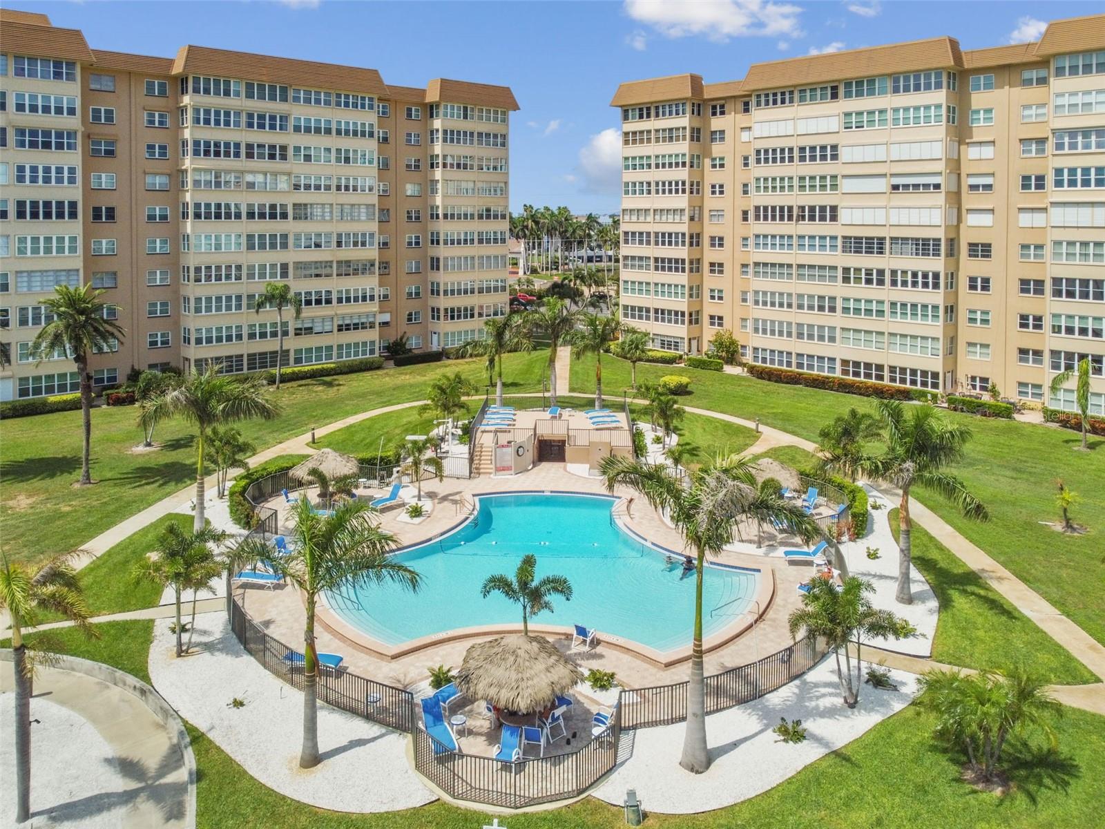 BAYWAY ISLES POINT BRITTANY THREE - Residential