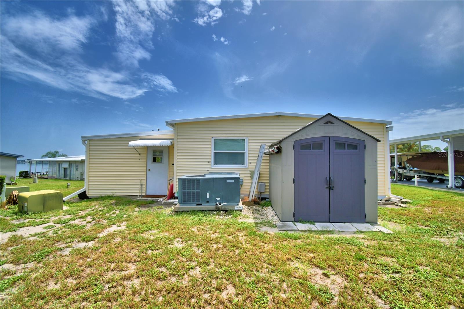 ARIANA SHORES MHP - Residential