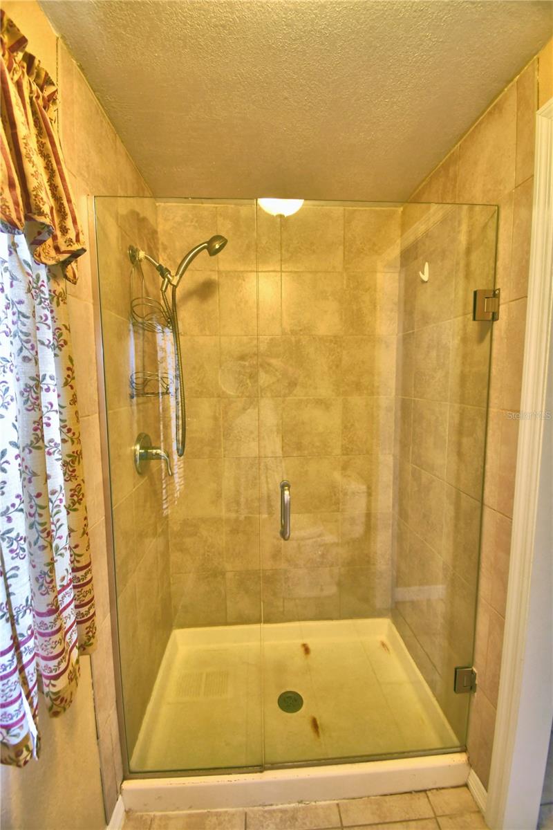 ARIANA SHORES MHP - Residential