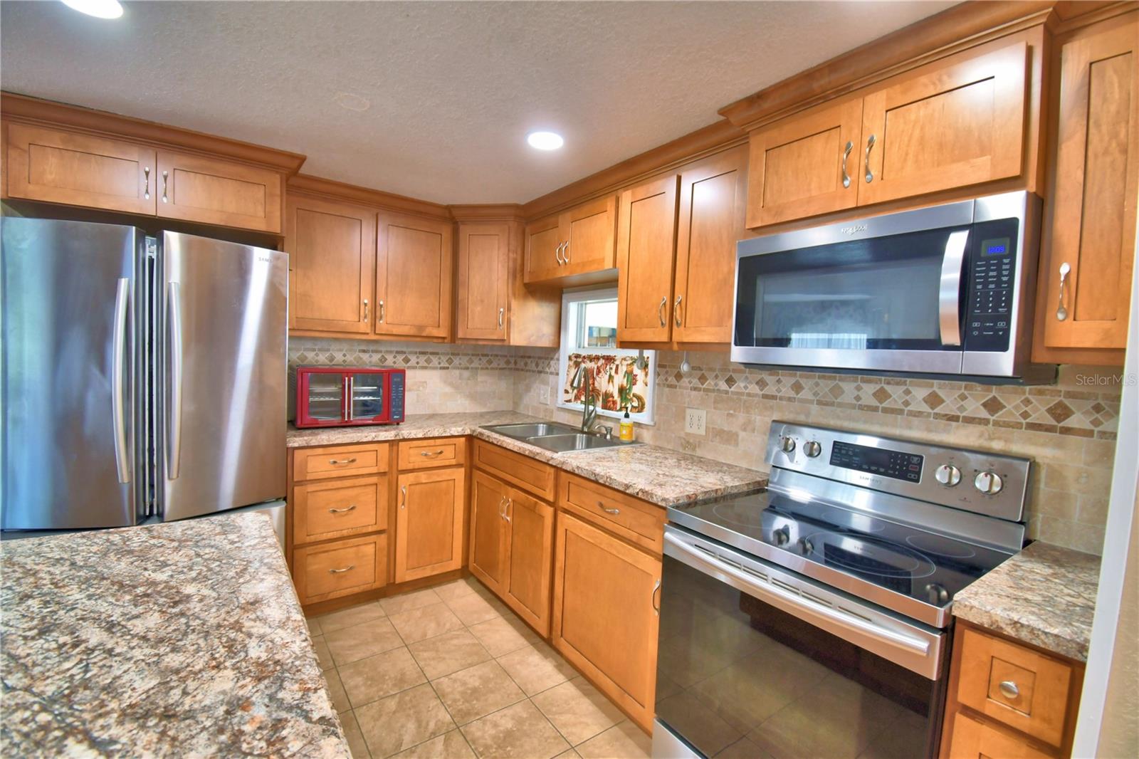 ARIANA SHORES MHP - Residential